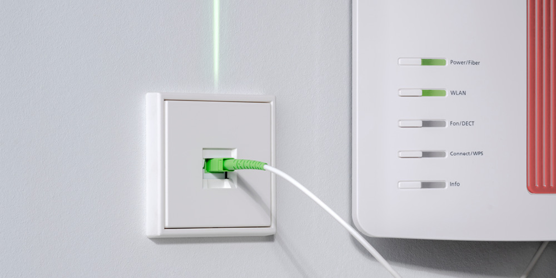 Die neuen Glasfaser-Anschlussdosen bei Masala-Elektronik in Frankfurt am Main